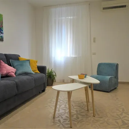 شقة A Casa Di Pako